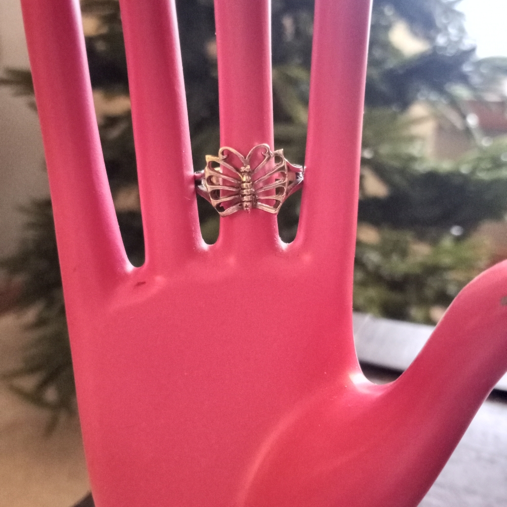 Sterling Silver Butterfly Ring - Picture 8 of 9